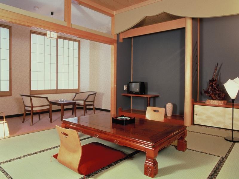 Ryokan Ikazawa Onsen Yumotokan Minamiuonuma Экстерьер фото